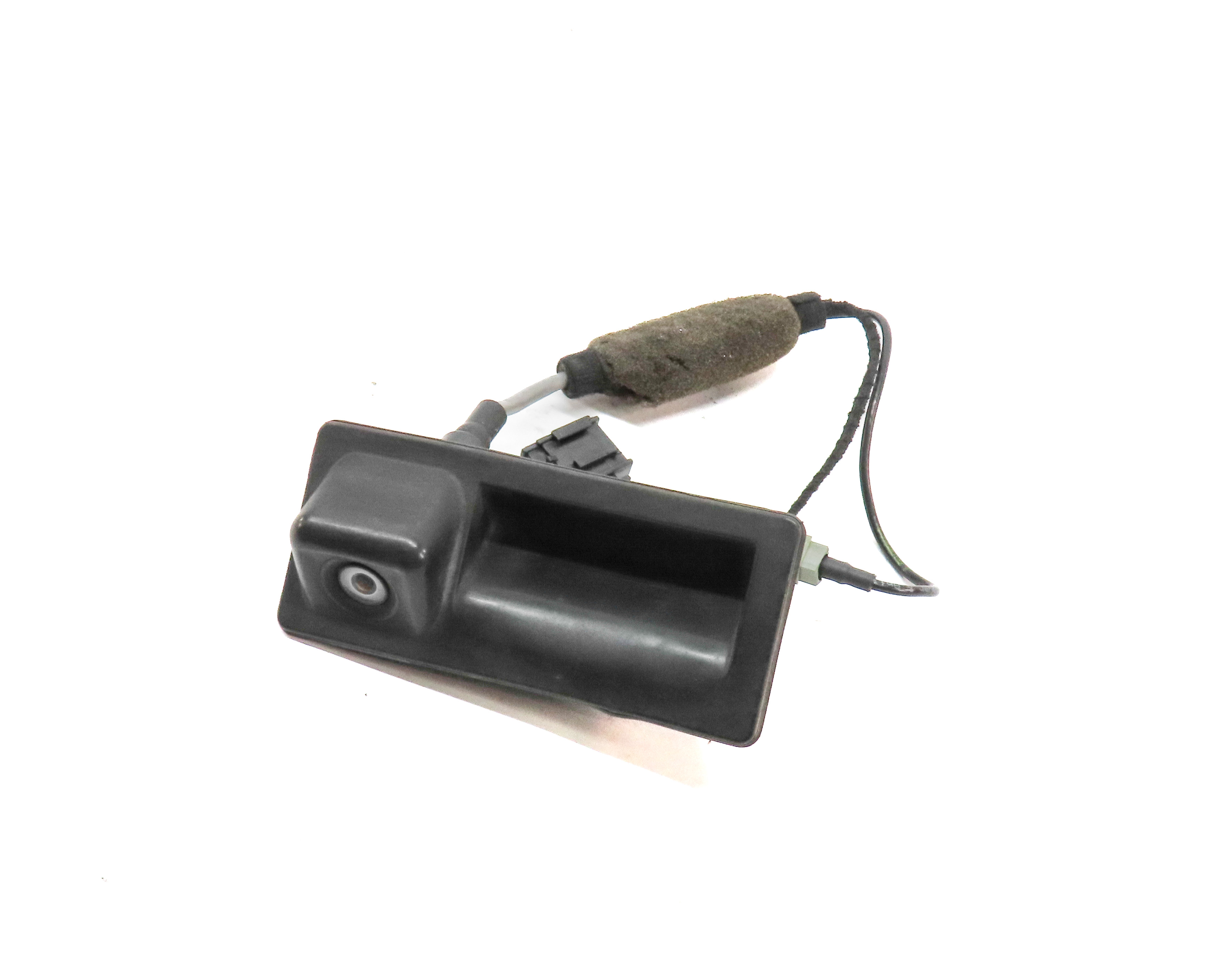 08-17 AUDI A4 S4 A5 S5 A7 S7 Q3 Q5 (B8 C7 4G8 8K 8T 8R) TRUNK HANDLE w/ CAMERA — exact item pictured